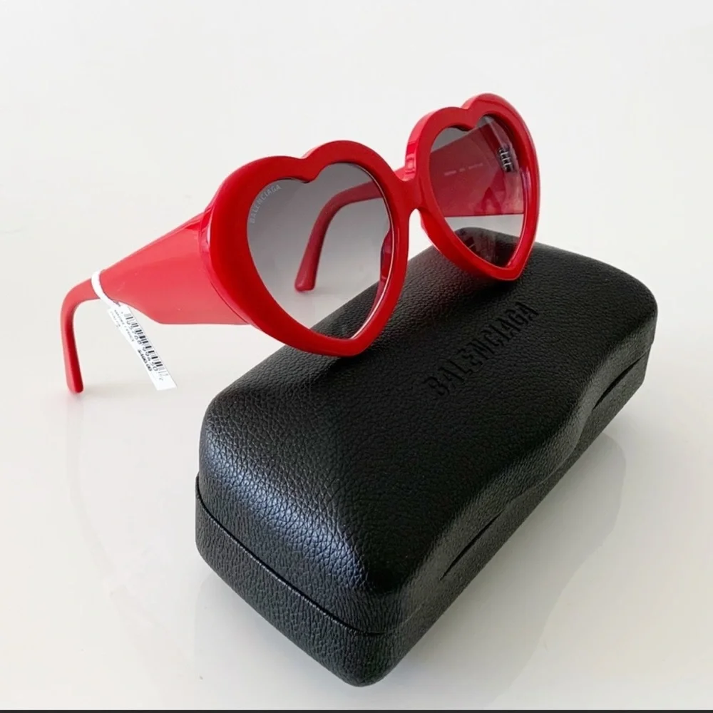 SOLD E Balenciaga Heart Sunglasses, New - Picture 9 of 14